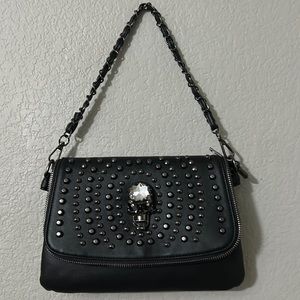 3-D Skull Head  W/Large Diamond Bag